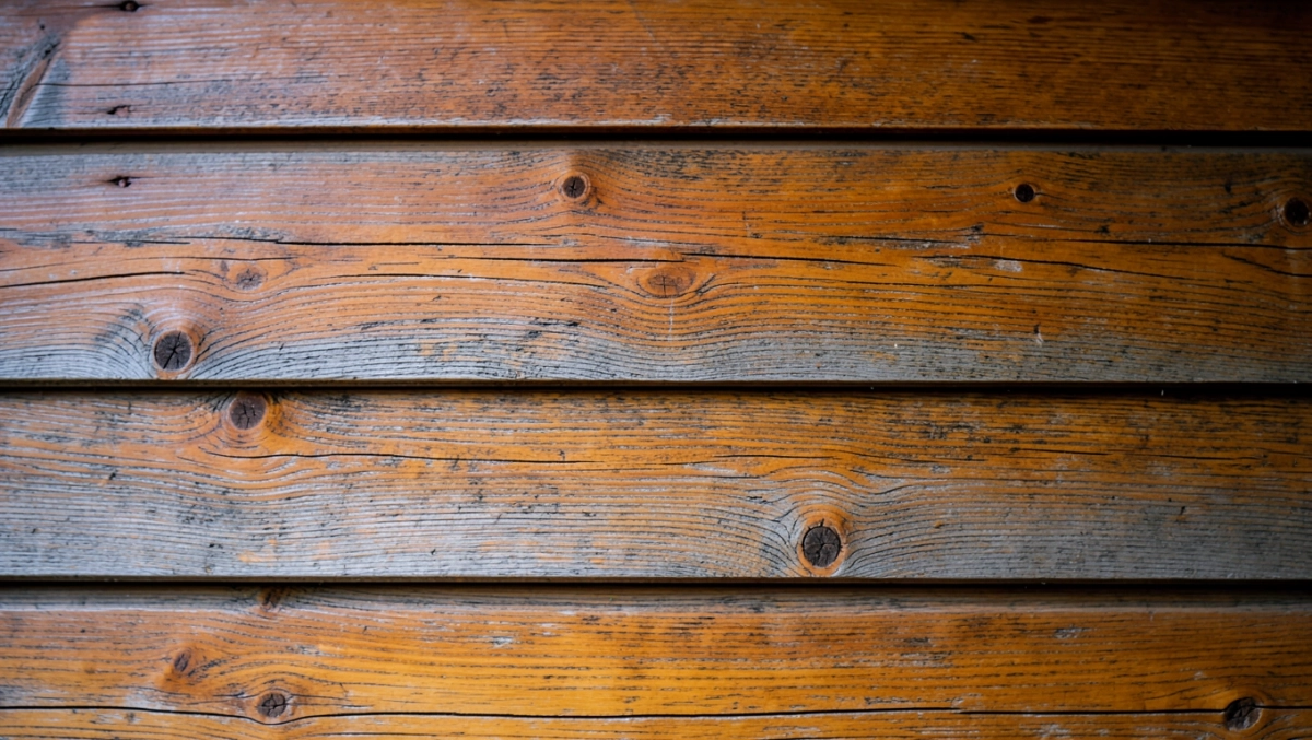 Olejowanie elewacji drewnianej